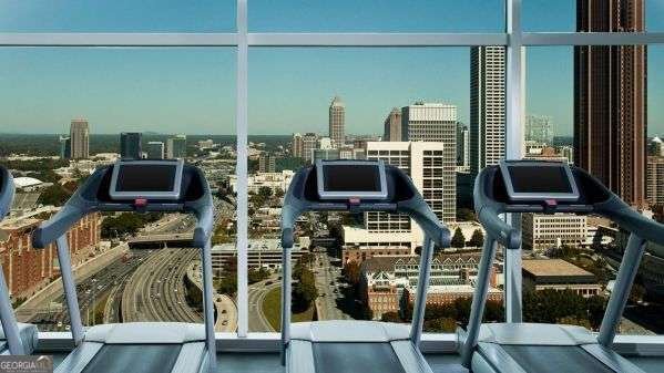 45 IVAN ALLEN JR Boulevard Atlanta - 22