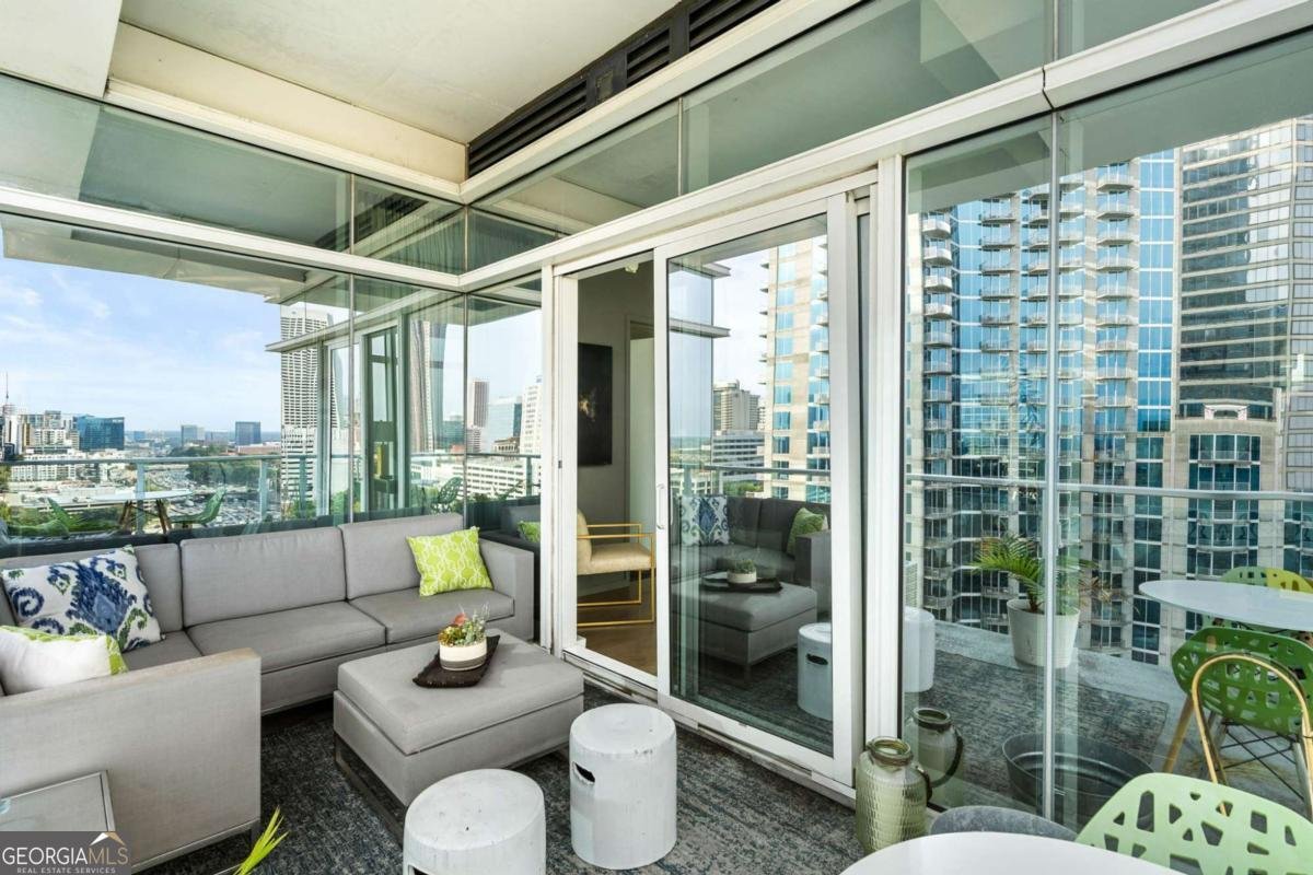 45 IVAN ALLEN JR Boulevard Atlanta - 49