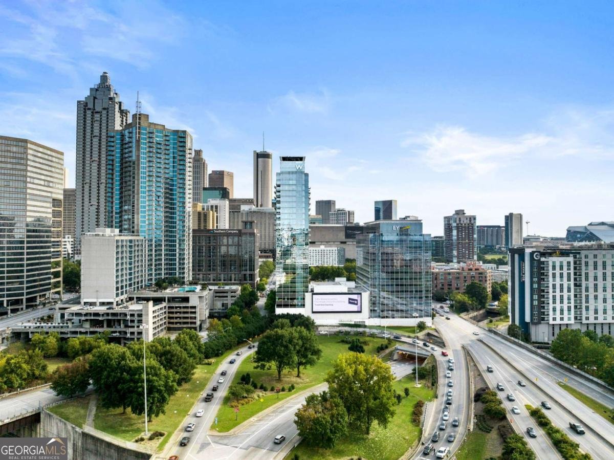 45 IVAN ALLEN JR Boulevard Atlanta - 61