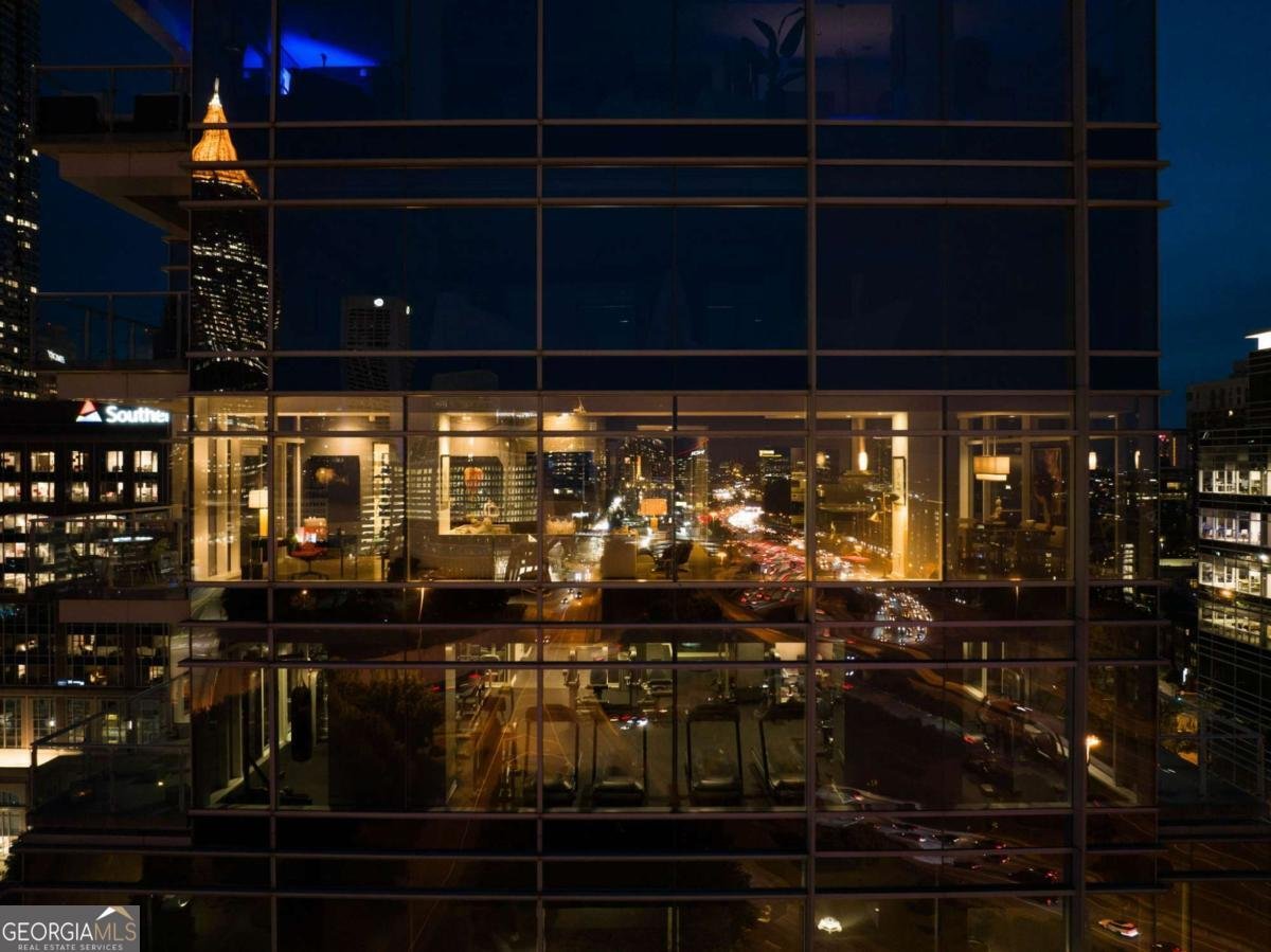 45 IVAN ALLEN JR Boulevard Atlanta - 65