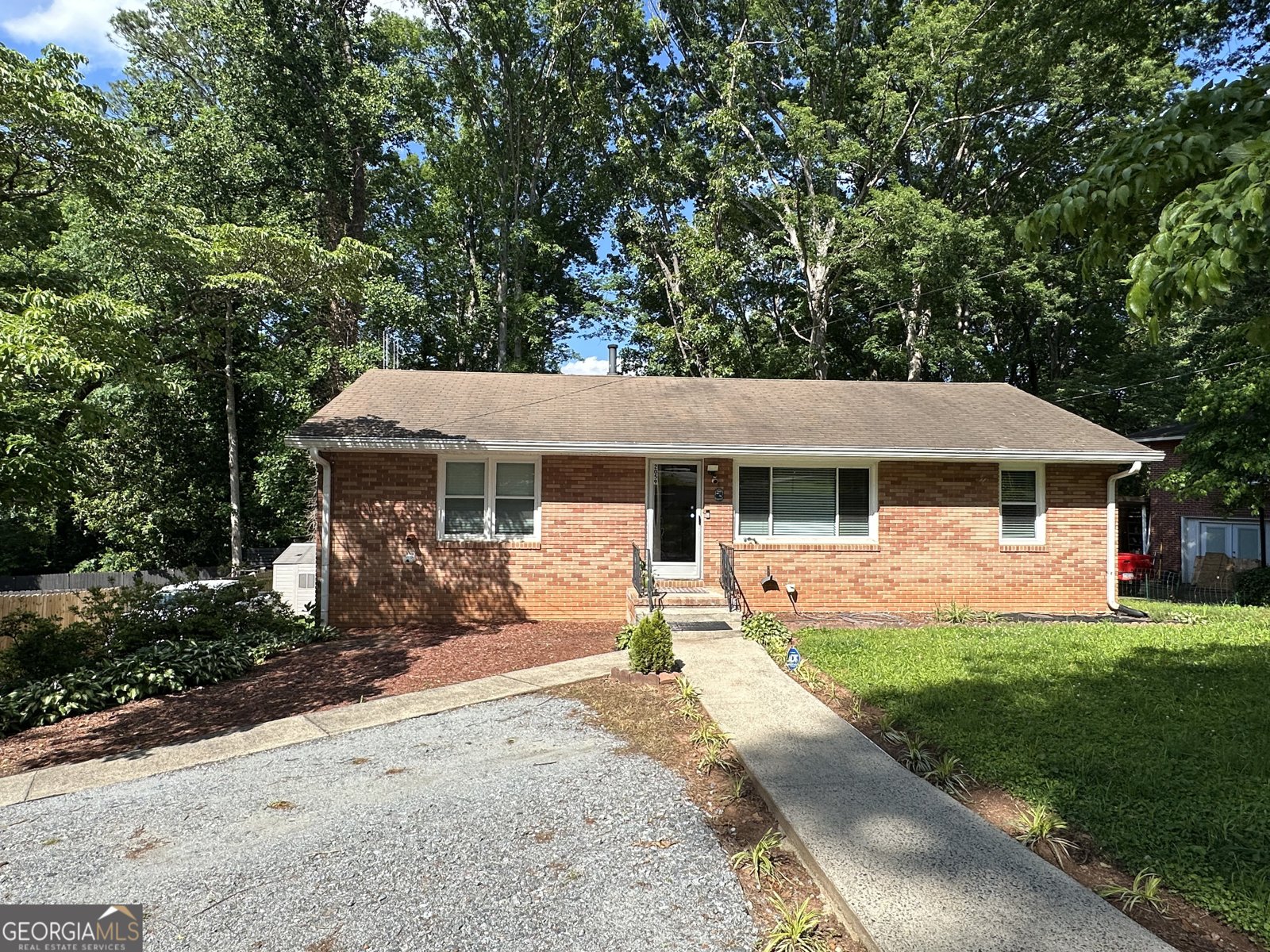 2059 Clearwater Drive Marietta - 1