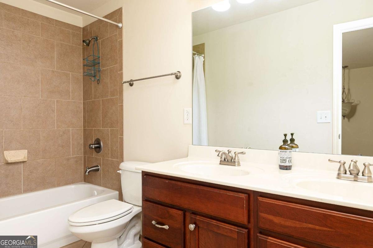 5888 Cobblestone Creek Circle Mableton - 31