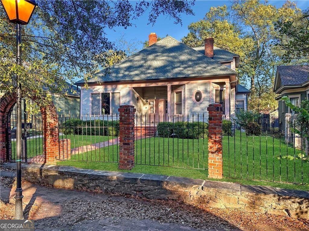 668 Peeples Street Atlanta - 1