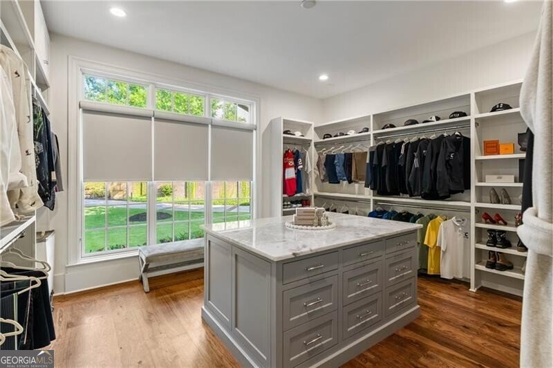 5360 Lake Forrest Drive Atlanta - 45