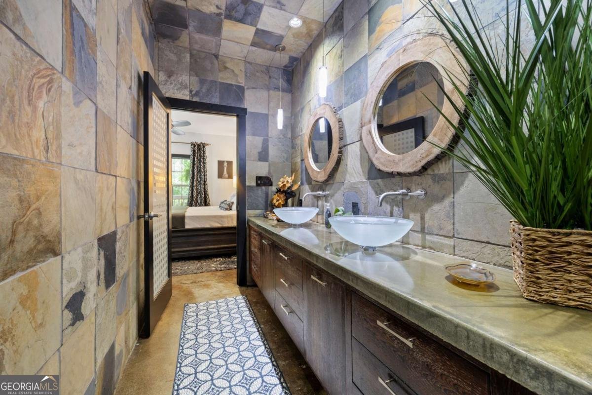 1250 Parkwood Circle Atlanta - 14
