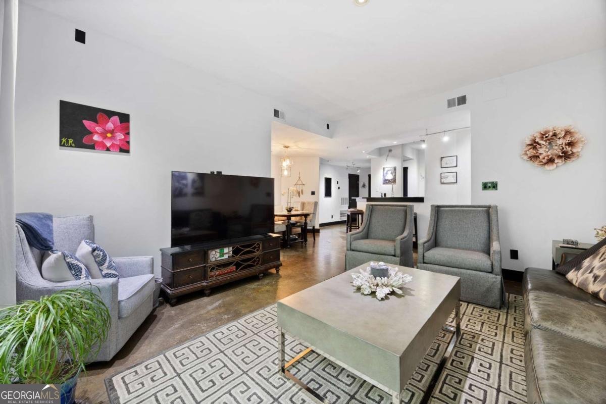 1250 Parkwood Circle Atlanta - 6