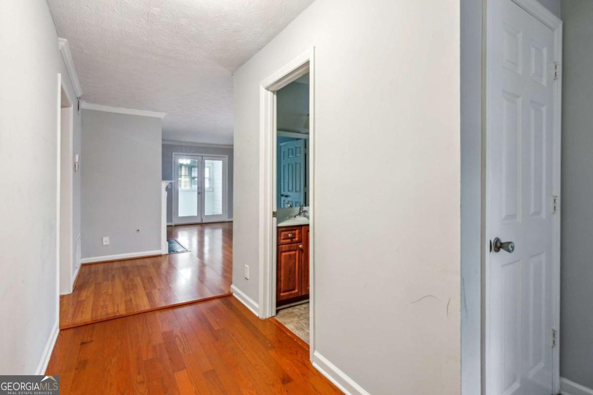 721 Beaufort Circle Duluth - 6