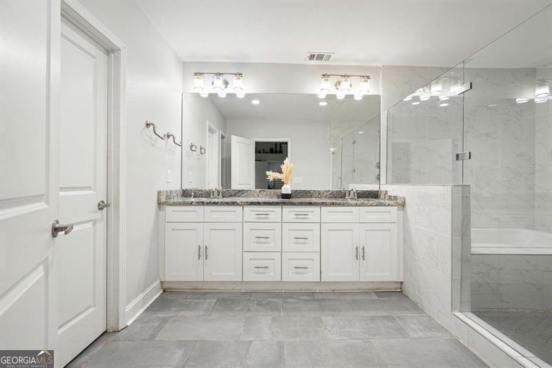 2162 BROOKVIEW Drive Atlanta - 16