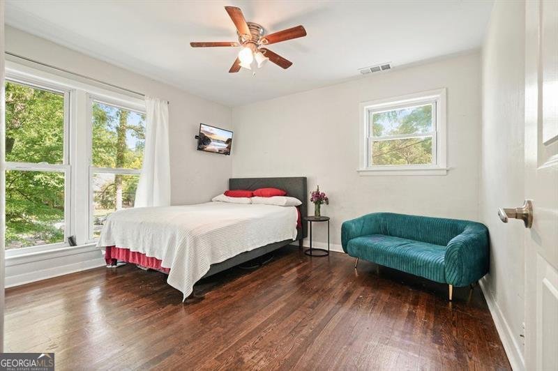 2162 BROOKVIEW Drive Atlanta - 19