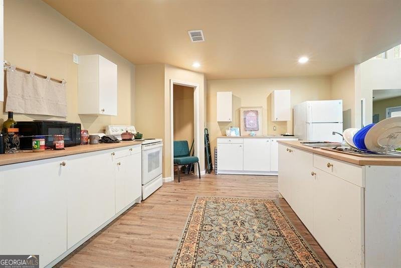 2162 BROOKVIEW Drive Atlanta - 29