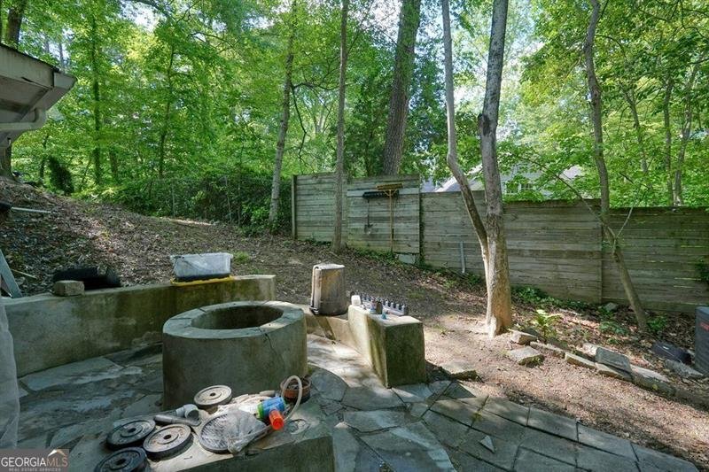 2162 BROOKVIEW Drive Atlanta - 39
