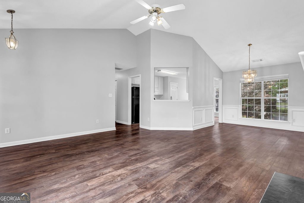 3020 Meadow Glen Pass Fairburn - 27