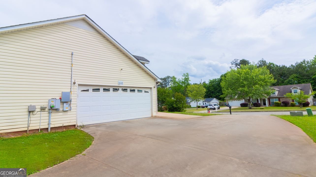 213 WHISTLE Way Locust Grove - 17