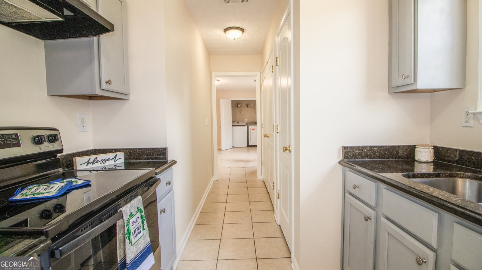 213 WHISTLE Way Locust Grove - 38