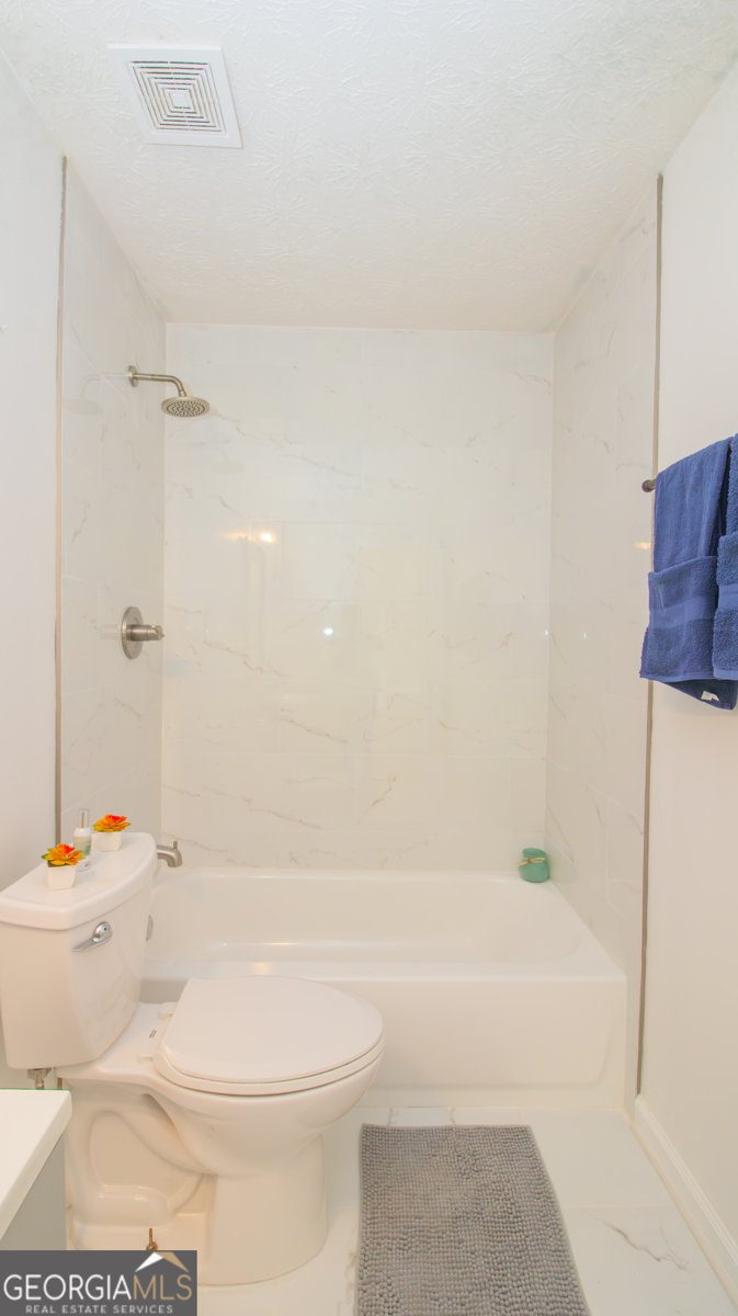 213 WHISTLE Way Locust Grove - 46