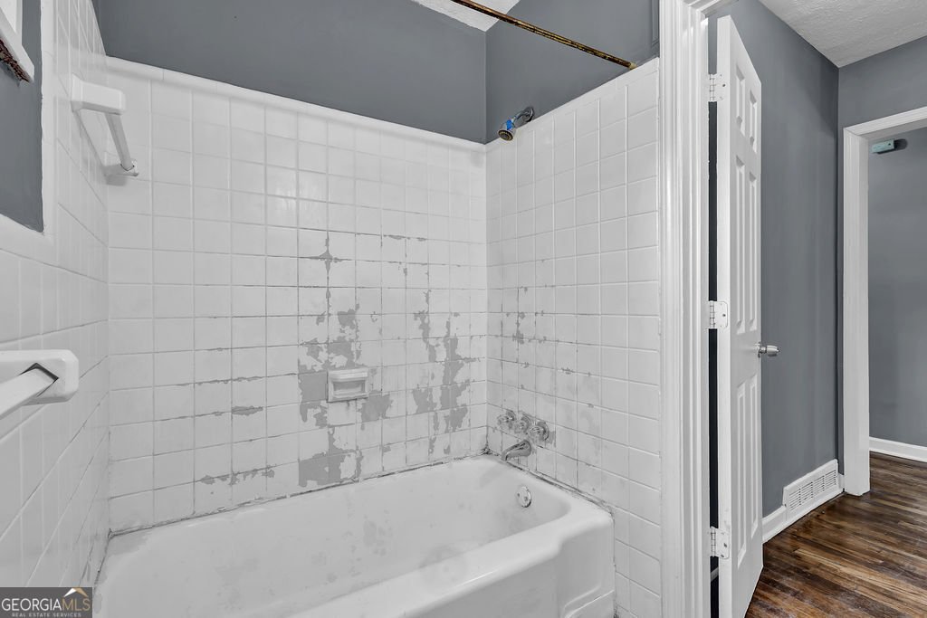 1911 Rosewood Road Decatur - 17