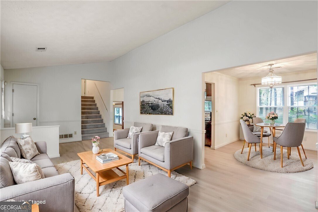 615 Barrington Way Roswell - 15