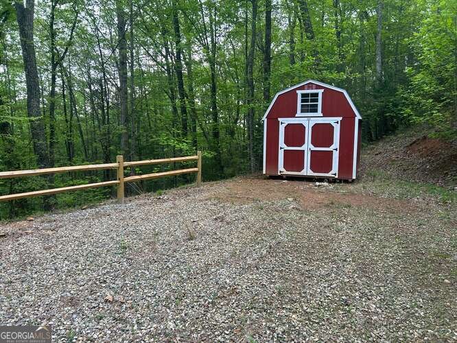 228 Flat Rock Valley Road Blairsville - 38