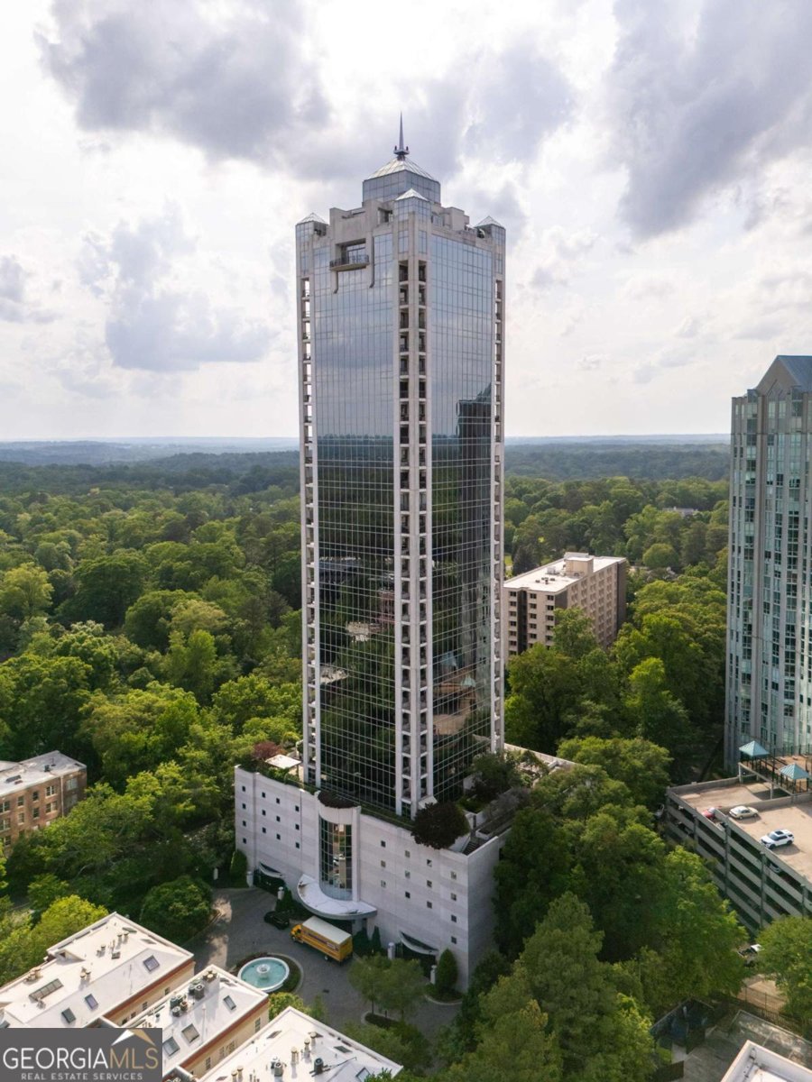 2828 Peachtree Road Atlanta - 31
