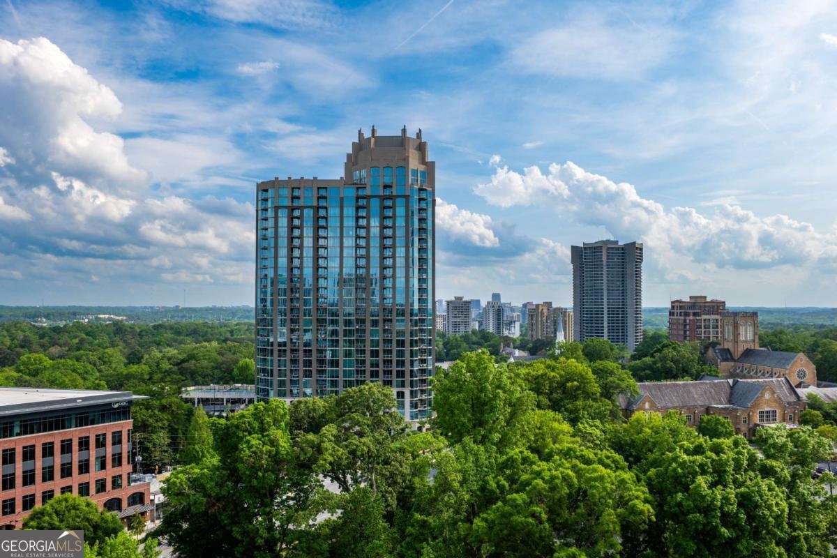 2828 Peachtree Road Atlanta - 32