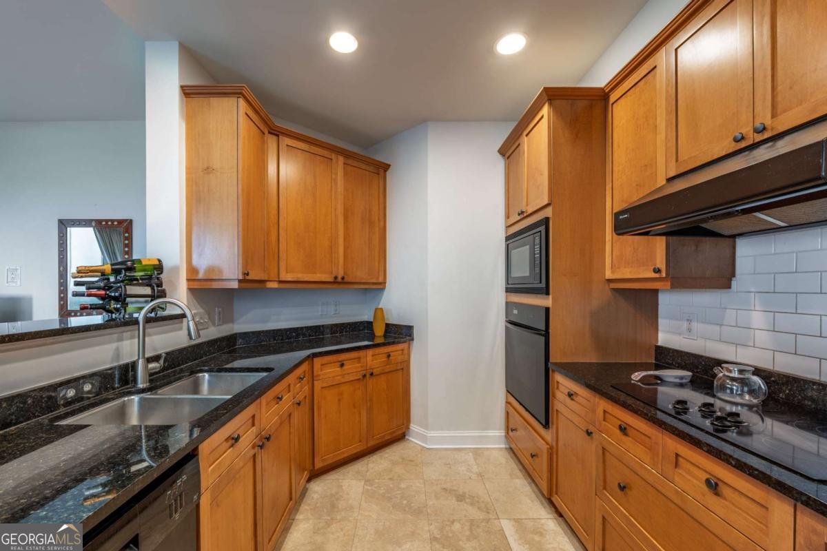 2828 Peachtree Road Atlanta - 9