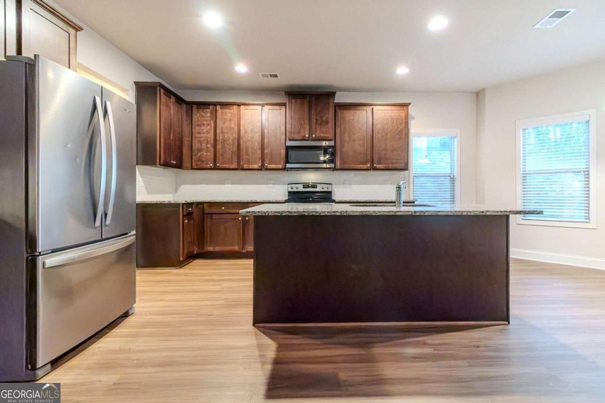 255 Dublin Way Dallas - 2