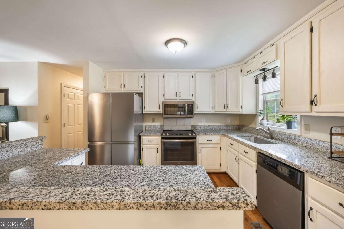 102 Hampton Lane Dallas - 10