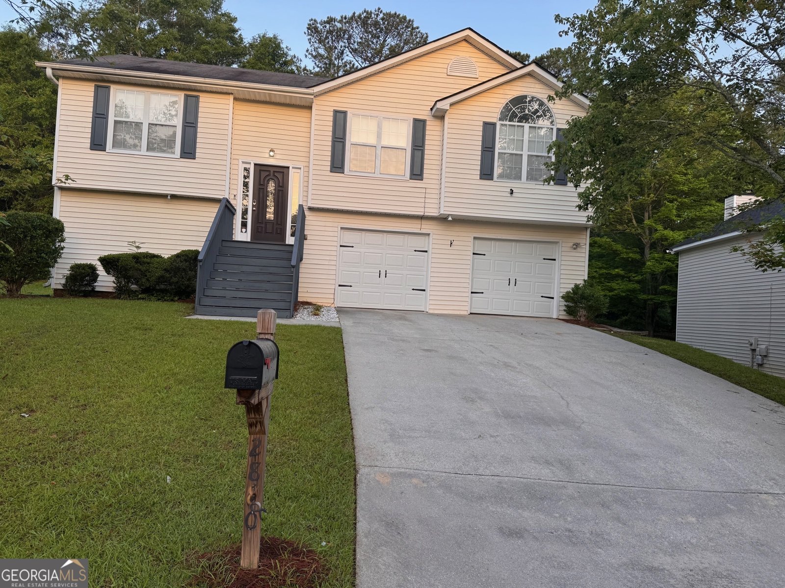 2880 Field Spring Drive Lithonia - 2