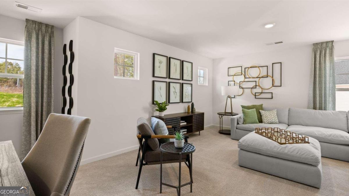 570 SILVER MOON Drive Loganville - 45