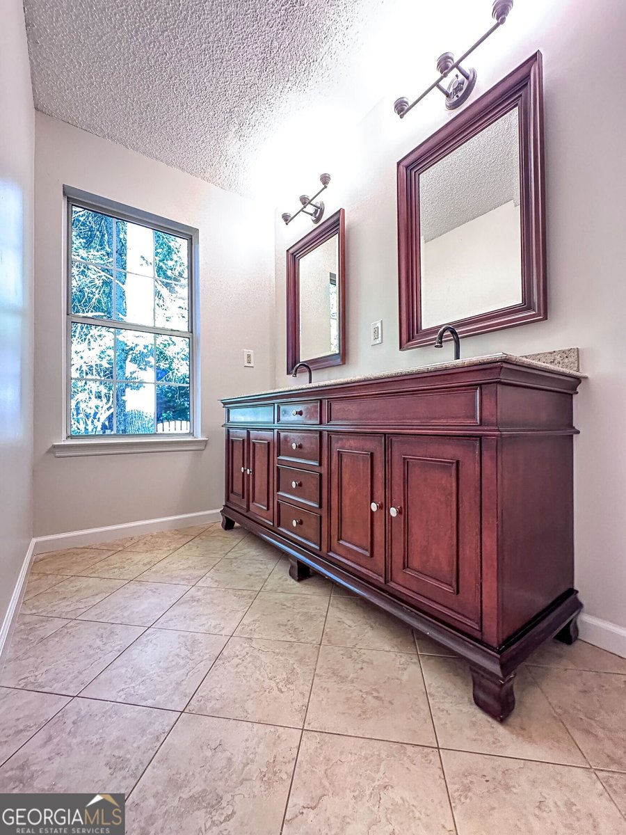 2160 Towne Manor Drive Kennesaw - 2