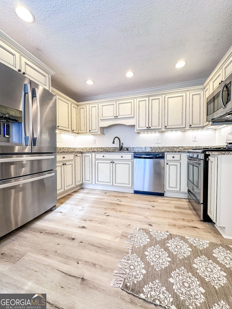 2160 Towne Manor Drive Kennesaw - 25