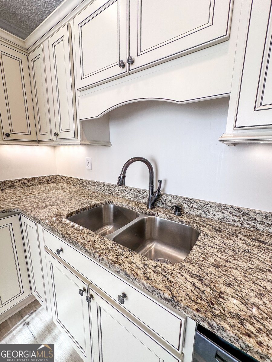 2160 Towne Manor Drive Kennesaw - 30