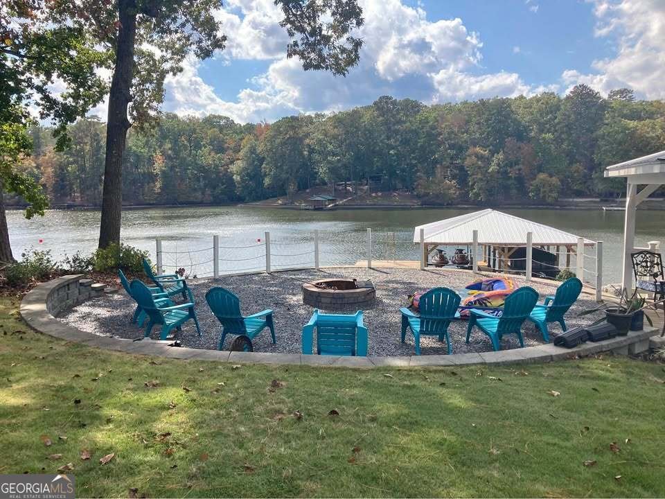 22 Waters Bridge Circle Covington - 1