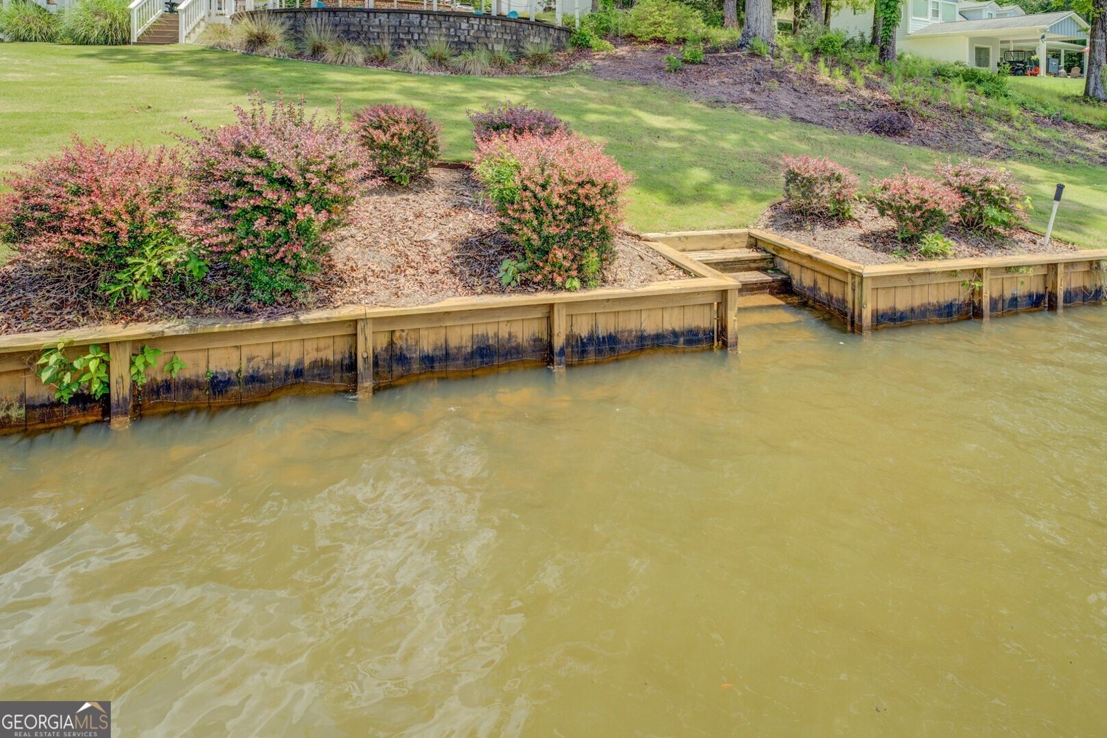 22 Waters Bridge Circle Covington - 60