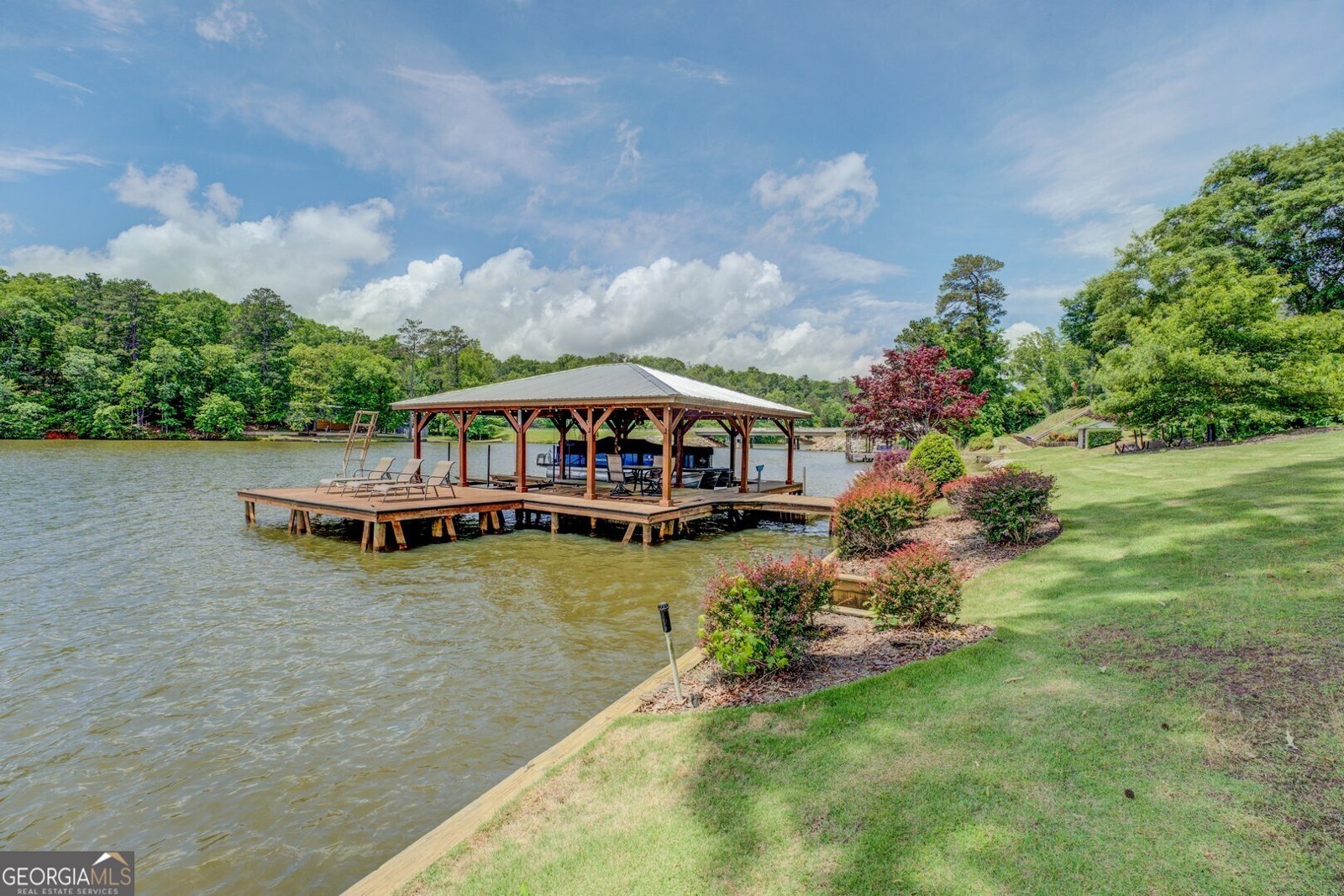 22 Waters Bridge Circle Covington - 63