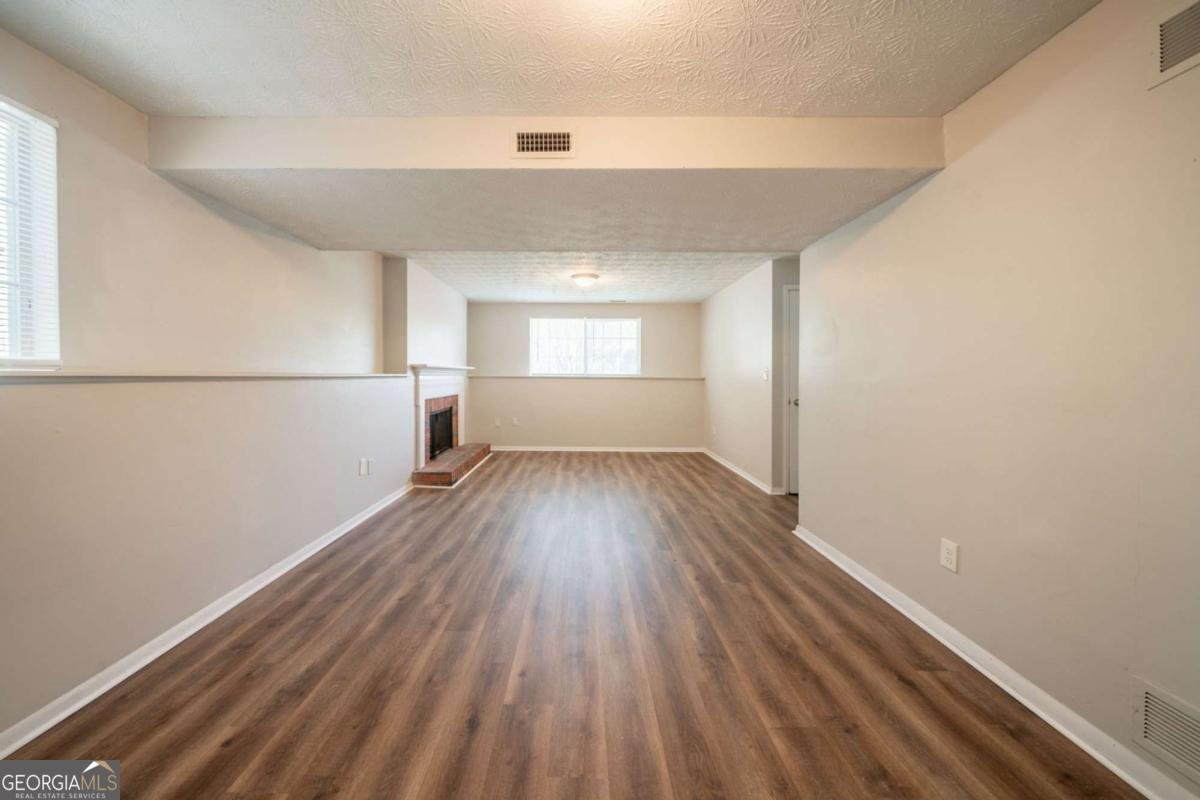 6082 Raintree Bend Lithonia - 18