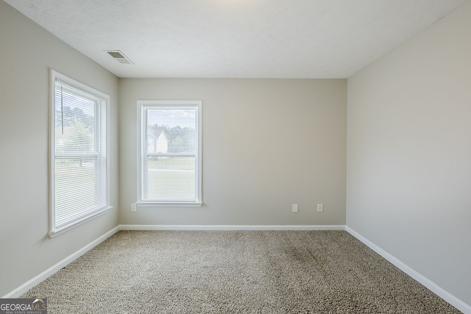 8826 Lakecrest Way Union City - 3