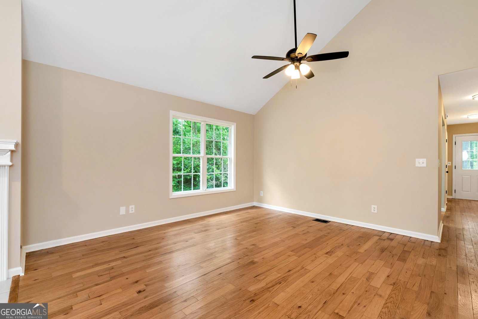 235 Baugh Street Commerce - 10