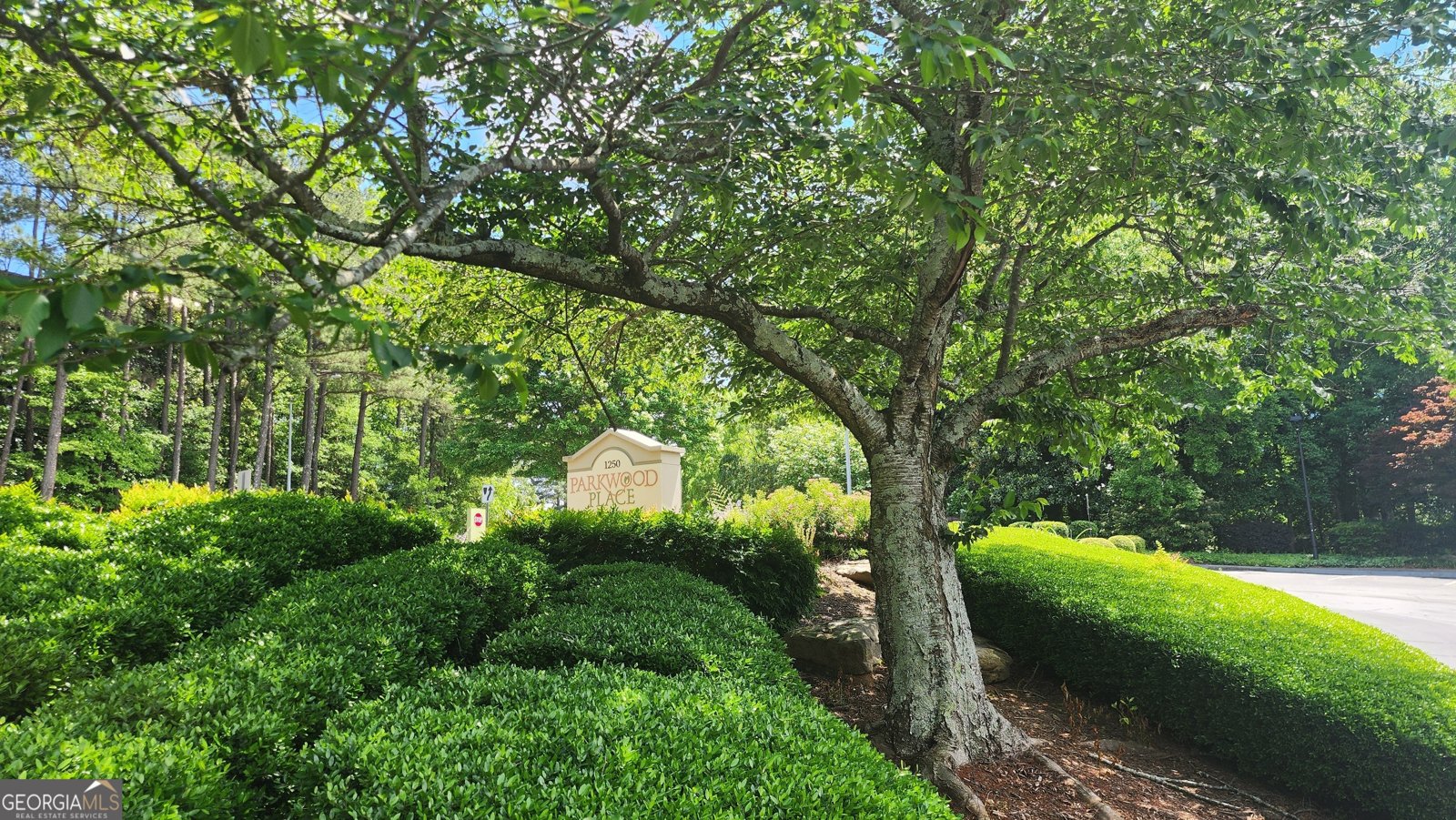 1250 Parkwood Circle Atlanta - 3