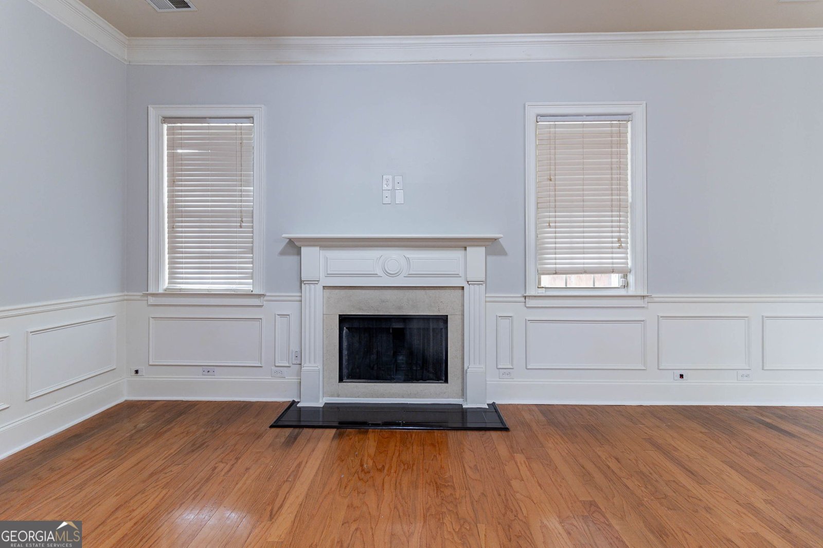 204 Saintvry Path Atlanta - 2
