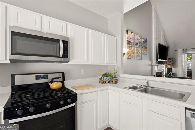 5361 MEDLOCK CORNERS Drive Peachtree Corners - 17