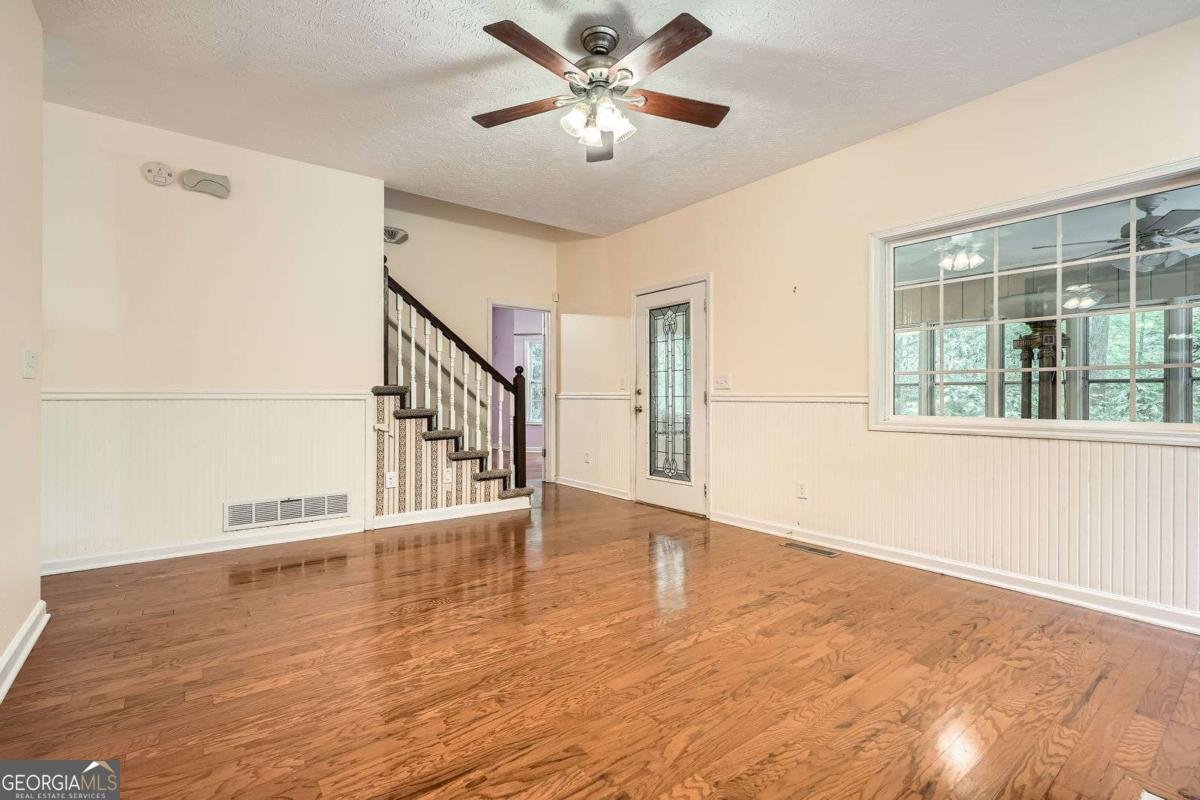 510 Aiken Drive Dallas - 14