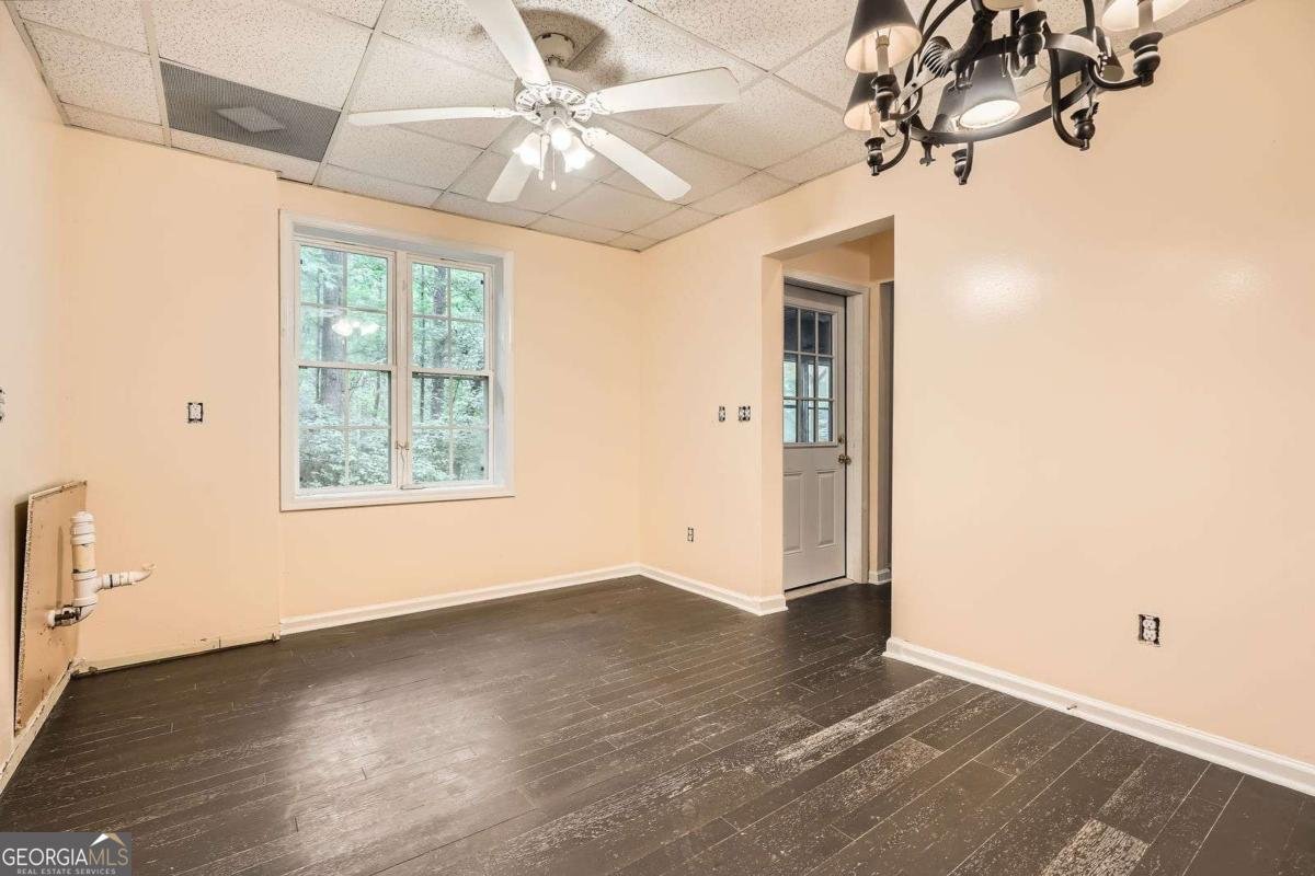 510 Aiken Drive Dallas - 23