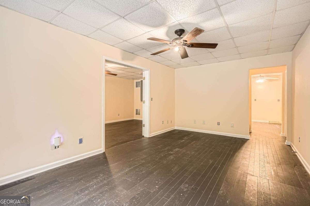 510 Aiken Drive Dallas - 24
