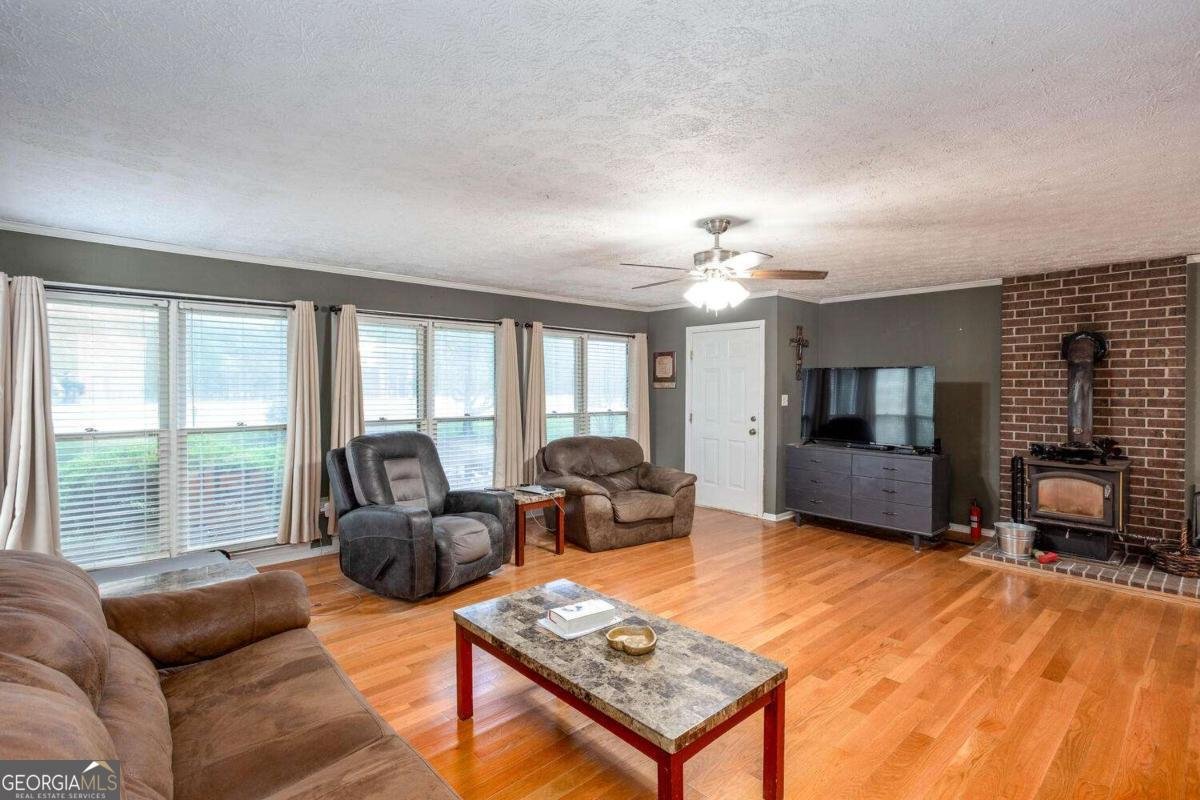 16 Pine Grove Road Cartersville - 1