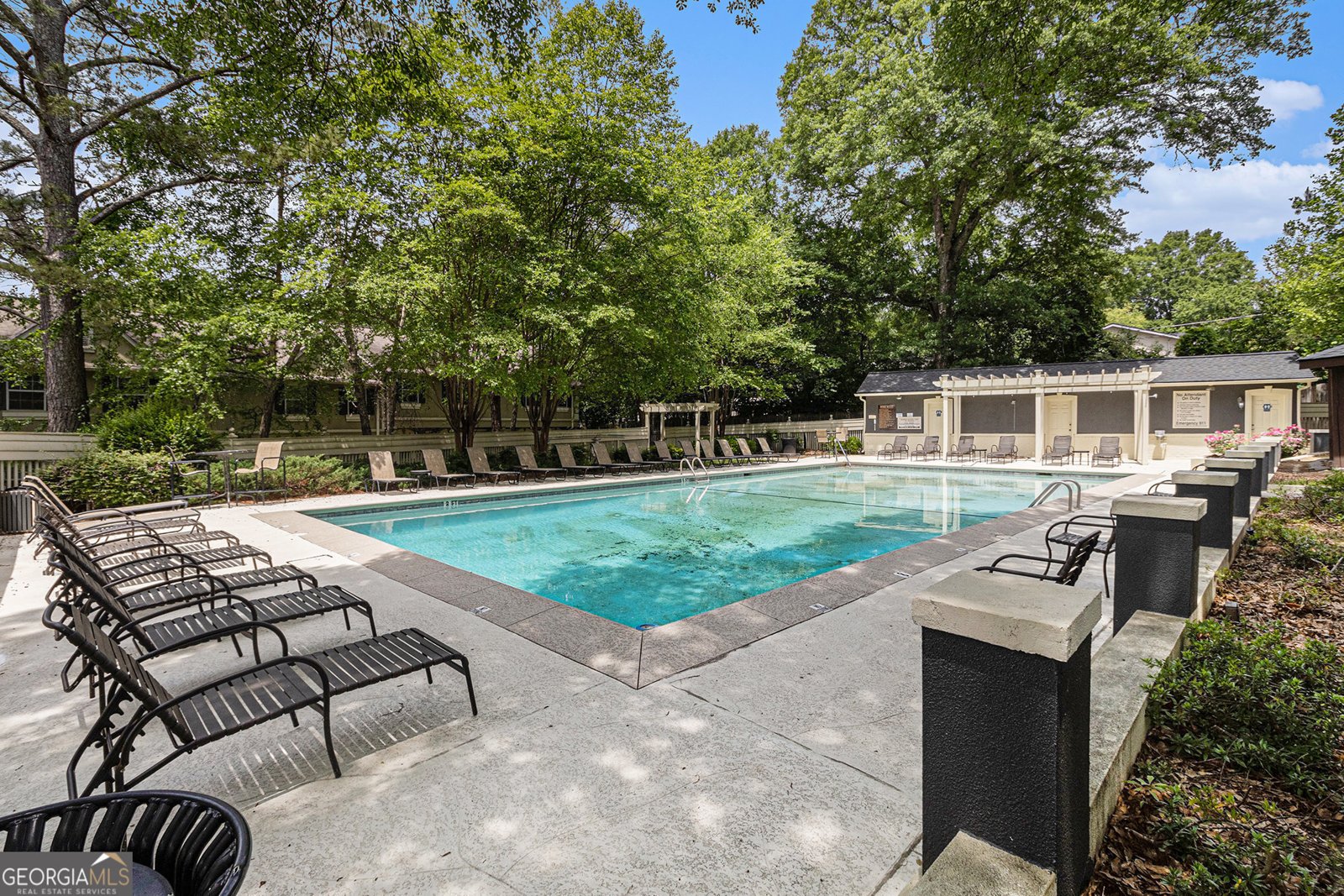 6900 Roswell Road Atlanta - 33