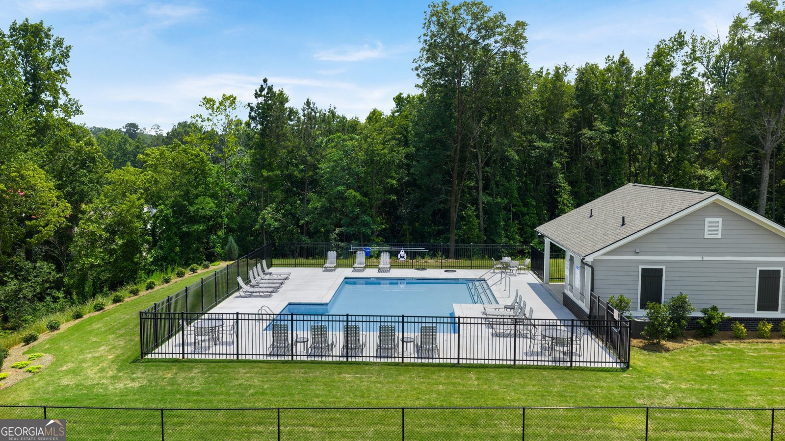 240 Epping Drive Stockbridge - 16