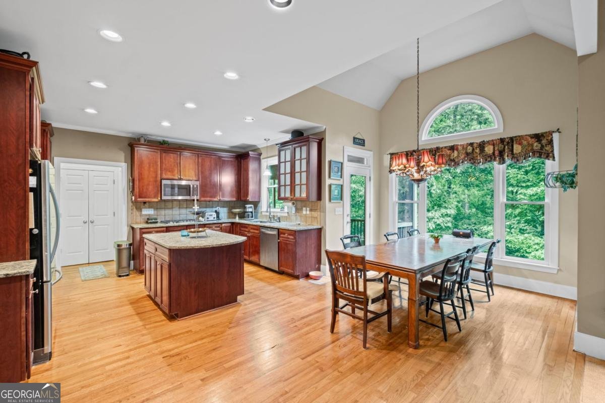 4842 Registry Drive Kennesaw - 19