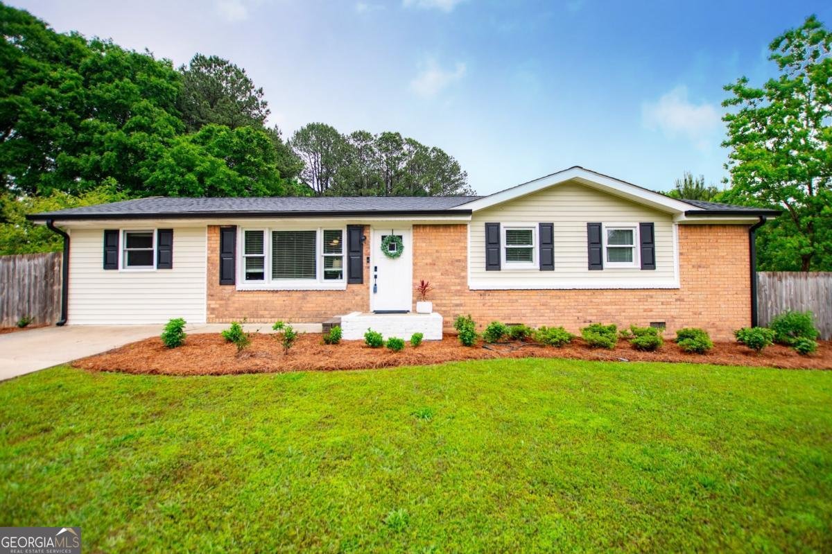 4529 Lakeview Drive Powder Springs - 3