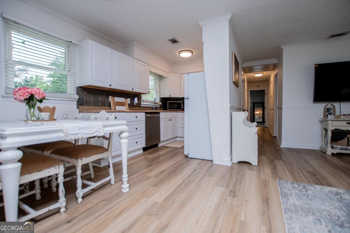 4529 Lakeview Drive Powder Springs - 9